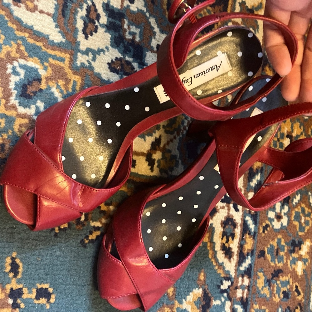 American Eagle red heels size 8